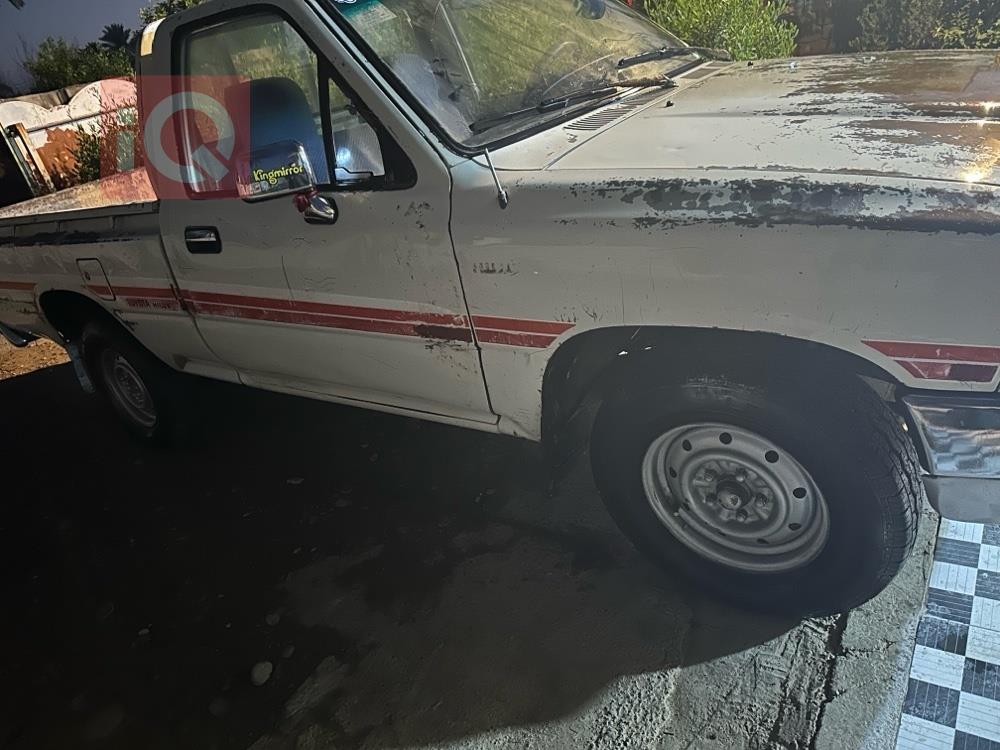 تويوتا هايلوكس